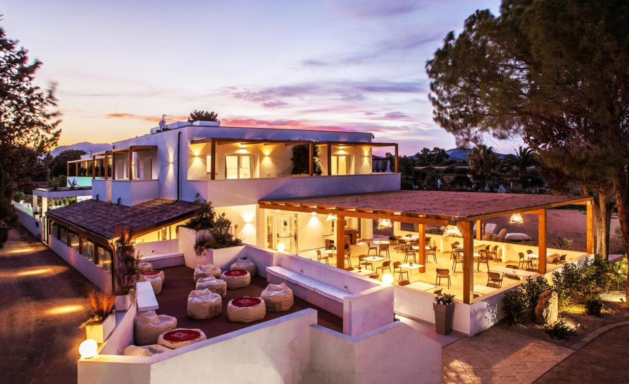 Noha Lifestyle Hotel - Adults Only Pula Buitenkant foto