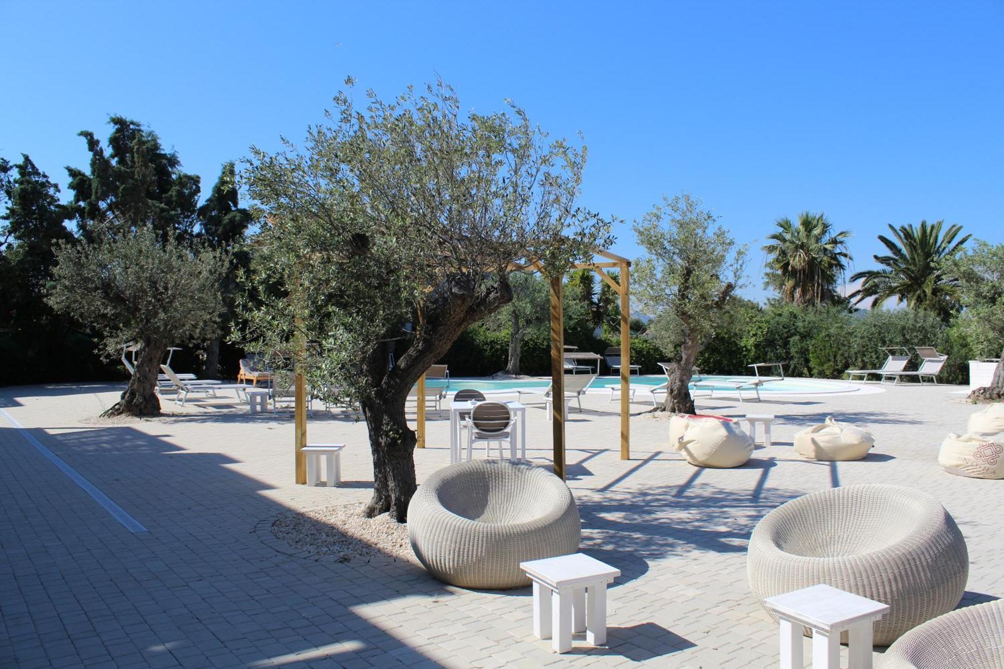 Noha Lifestyle Hotel - Adults Only Pula Buitenkant foto